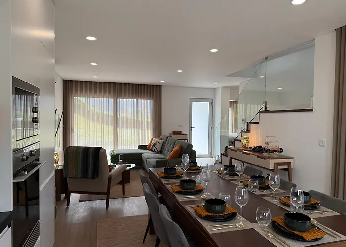 Vivenda Vale Verde, Luxury Retreat With Stunning Valley Views פורנס